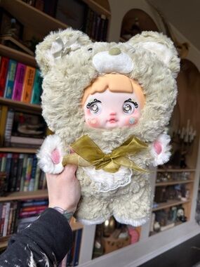 Brand new with box, 400% Nommi green goodnight bear